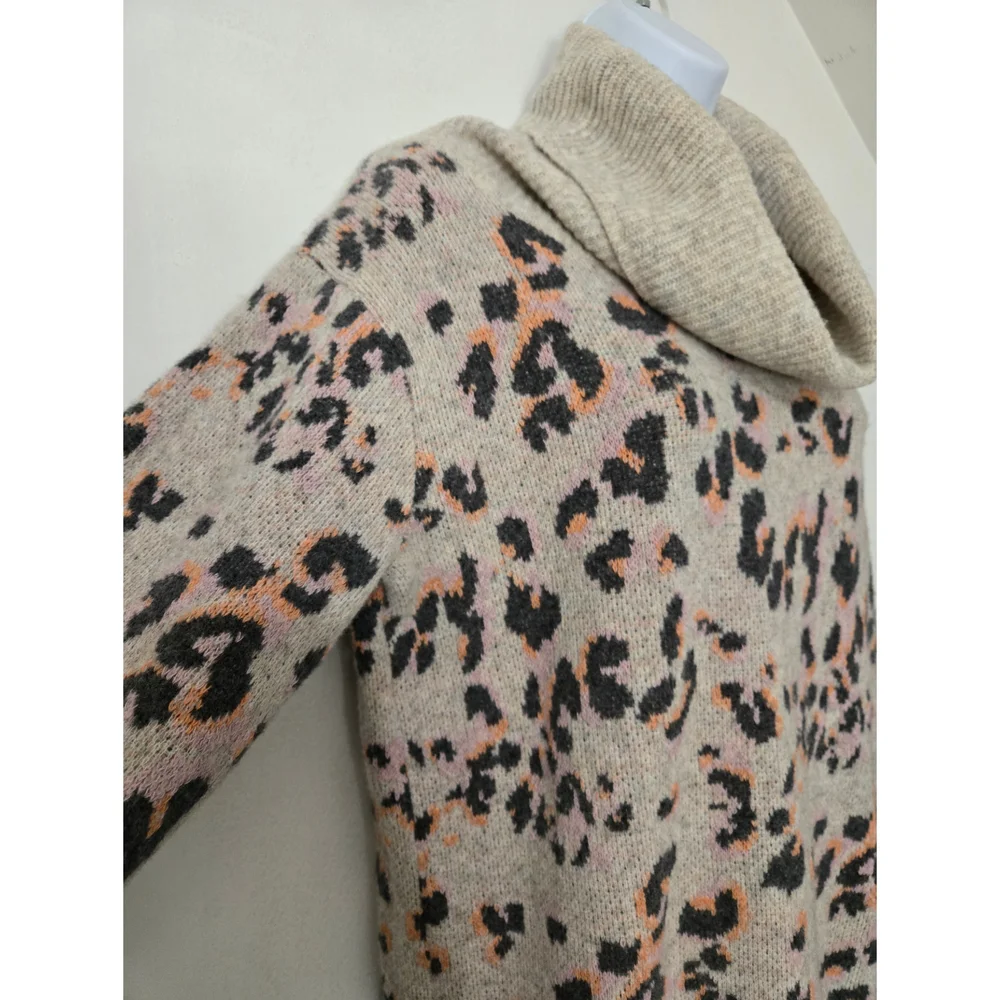 NWT Anthropologie Women's Leopard Print Sweater Size Medium - Picture 7 of 12